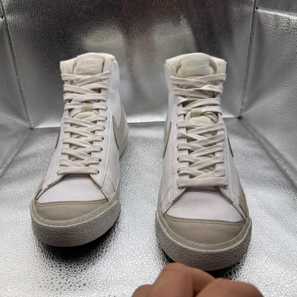 Size 7Y Nike Blazer Mid '77 SE White/Light Bone-Volt Kids Sneakers DM1000-100 - Picture 3 of 9